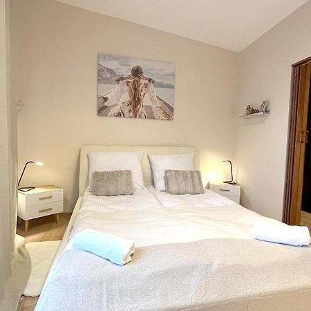 14 Gdynia Centrum - Apartament Mieszkanie Dla 4 Os المظهر الخارجي الصورة