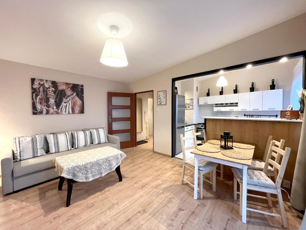 14 Gdynia Centrum - Apartament Mieszkanie Dla 4 Os المظهر الخارجي الصورة